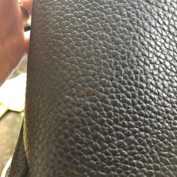 More pics of freshly picked diaper bag - Picture 3 of 8